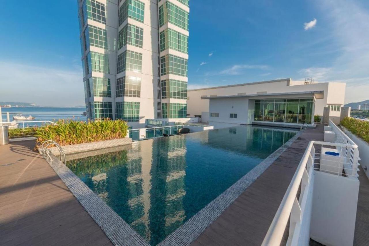 Loft Pano Seaview Suite 2 Bedroom By The Only Bnb Jelutong Экстерьер фото
