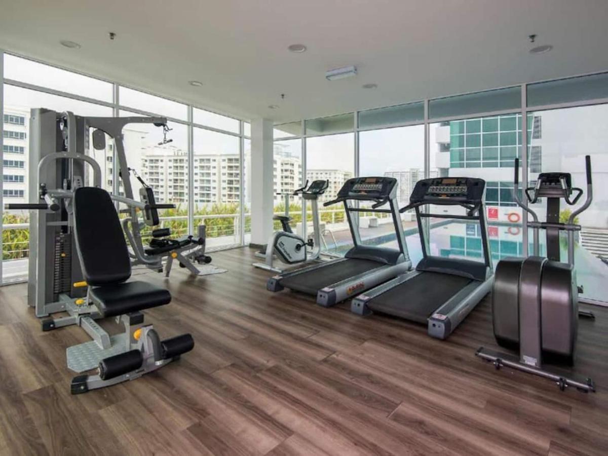 Loft Pano Seaview Suite 2 Bedroom By The Only Bnb Jelutong Экстерьер фото